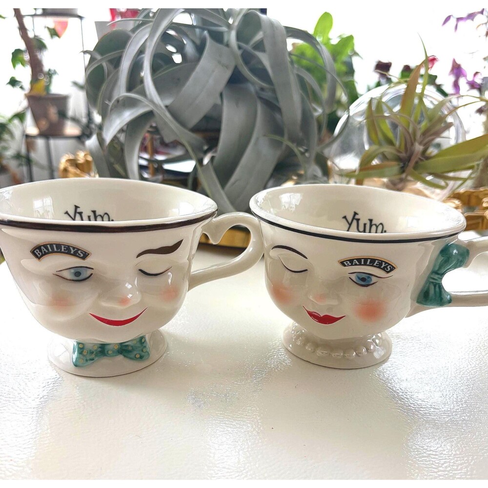 VTG Baileys Irish Cream Winking Face Cups Set of 2 "Yum" His Hers Mug/Teacups